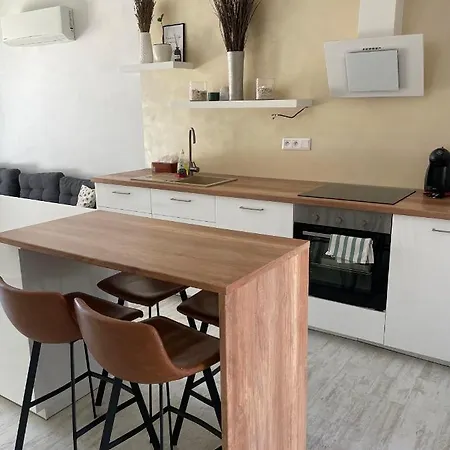 Sunny On The Lakes Apartment Senec