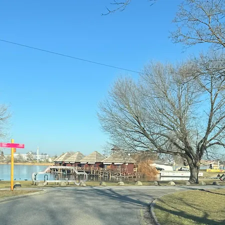 Daire Sunny On The Lakes Senec